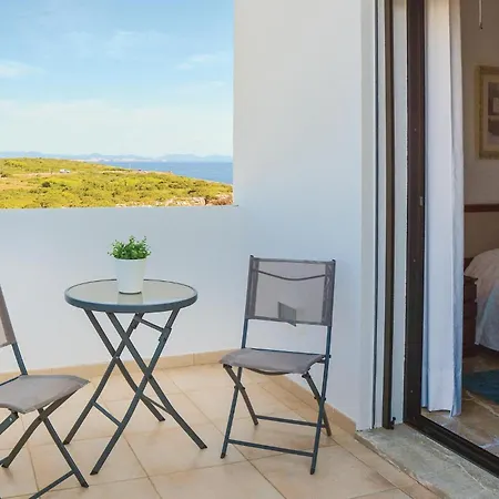 Holiday home Amazing In With House Sea View
